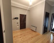 Nizami rayonu , 8-ci kilometr qəs., 3 otaq