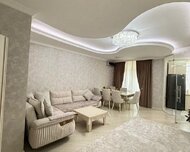 Binəqədi rayonu , 8-ci mikrorayon qəs., 3 otaq