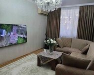 Nizami rayonu , 8-ci kilometr qəs., 3 otaq