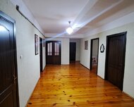 Nizami rayonu , 8-ci kilometr qəs., 4 otaq