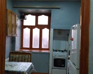 Səbail rayonu , Bayıl qəs., 3 otaq