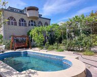 Xəzər rayonu , Şüvəlan qəs., 5 otaq