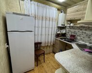 Nizami rayonu , 8-ci kilometr qəs., 2 otaq