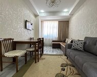 Suraxanı rayonu , Qaraçuxur qəs., 2 otaq