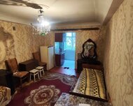 Nizami rayonu , 8-ci kilometr qəs., 1 otaq