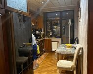 Nizami rayonu , 8-ci kilometr qəs., 2 otaq