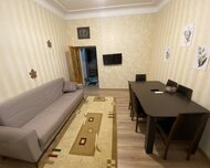 Sumqayıt ş., Köhnə tikili , 3 otaq