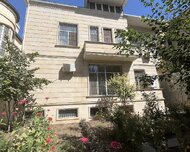 Binəqədi rayonu , M.Ə.Rəsulzadə qəs., 6 otaq