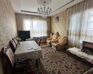 Binəqədi rayonu , 8-ci mikrorayon qəs., 4 otaq