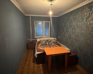 Nizami rayonu , 8-ci kilometr qəs., 3 otaq