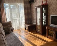 Suraxanı rayonu , Qaraçuxur qəs., 4 otaq