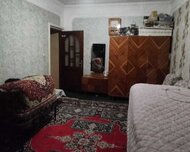 Nizami rayonu , 8-ci kilometr qəs., 5 otaq