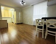 Nizami rayonu , 8-ci kilometr qəs., 2 otaq