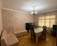 Sumqayıt ş., Köhnə tikili , 3 otaq