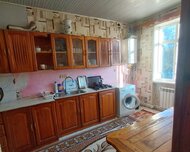 Sumqayıt ş., Köhnə tikili , 3 otaq