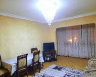 Sumqayıt ş., Köhnə tikili , 3 otaq