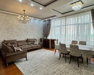 Nəsimi rayonu , Memar Əcəmi m., 3 otaq