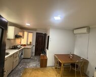 Yasamal rayonu , İnşaatçılar m., 3 otaq