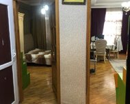 Nizami rayonu , 8-ci kilometr qəs., 3 otaq