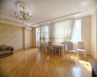 Nəsimi rayonu , Nəsimi m., 4 otaq