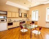 Səbail rayonu , Badamdar qəs., 7 otaq