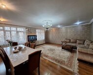 Sumqayıt ş., Köhnə tikili , 4 otaq