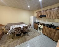 Suraxanı rayonu , Qaraçuxur qəs., 1 otaq