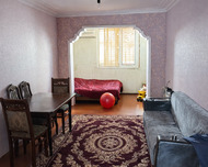 Nizami rayonu , 8-ci kilometr qəs., 2 otaq