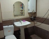 Nizami rayonu , 8-ci kilometr qəs., 3 otaq