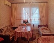 Nizami rayonu , 8-ci kilometr qəs., 3 otaq