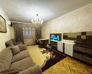 Nizami rayonu , 8-ci kilometr qəs., 3 otaq