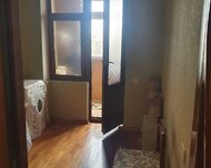 Nizami rayonu , 8-ci kilometr qəs., 3 otaq