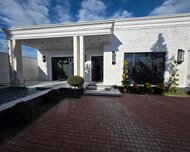 Xəzər rayonu , Şüvəlan qəs., 4 otaq