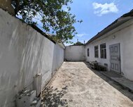 Suraxanı rayonu , Qaraçuxur qəs., 4 otaq