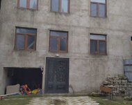 Suraxanı rayonu , Qaraçuxur qəs., 8 otaq