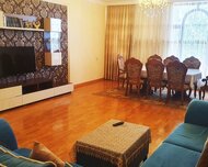 Suraxanı rayonu , Qaraçuxur qəs., 9 otaq