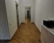 Binəqədi rayonu , 8-ci mikrorayon qəs., 3 otaq