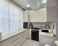 Binəqədi rayonu , 8-ci mikrorayon qəs., 3 otaq