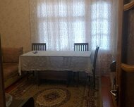 Nizami rayonu , Xalqlar Dostluğu m., 4 otaq