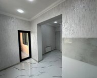 Suraxanı rayonu , Qaraçuxur qəs., 5 otaq