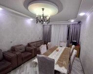 Sumqayıt ş., Köhnə tikili , 4 otaq