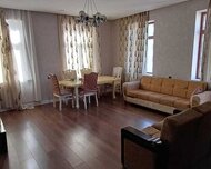 Yasamal rayonu , Yasamal qəs., 4 otaq