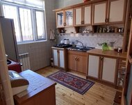 Xırdalan ş., Həyət evi / Villa , 3 otaq
