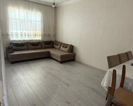 Suraxanı rayonu , Qaraçuxur qəs., 5 otaq