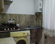 Nizami rayonu , 8-ci kilometr qəs., 2 otaq