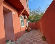 Xırdalan ş., Həyət evi / Villa , 4 otaq
