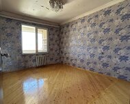 Suraxanı rayonu , Qaraçuxur qəs., 4 otaq