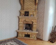 Suraxanı rayonu , Qaraçuxur qəs., 7 otaq