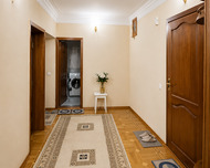 Nizami rayonu , 8-ci kilometr qəs., 3 otaq