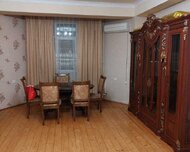 Nizami rayonu , 8-ci kilometr qəs., 2 otaq